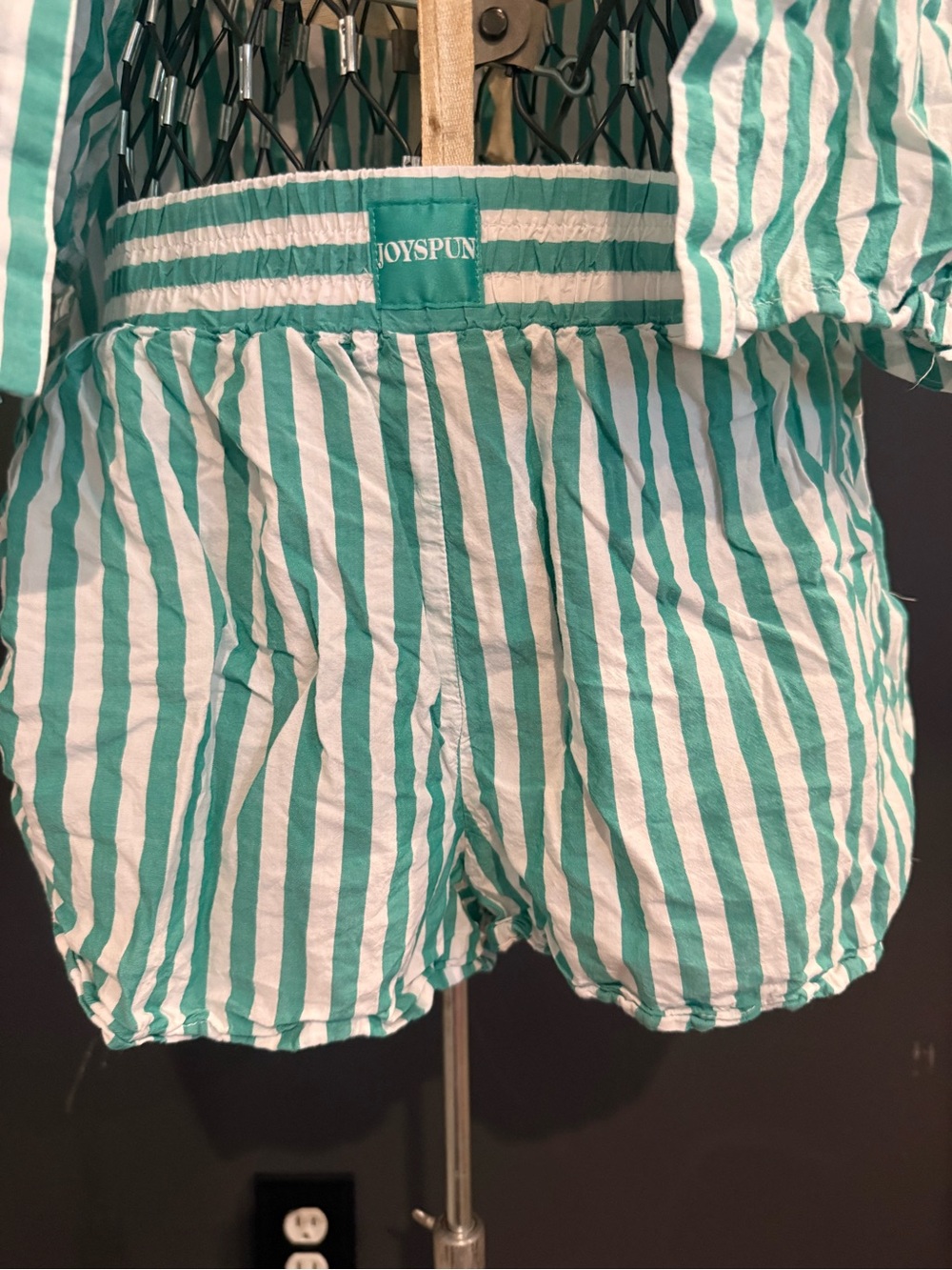 JoySpun Women’s Green & White Striped Casual Set